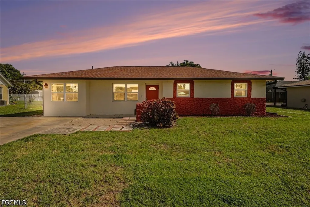 5411 Loyola Lane Fort Myers FL 33908