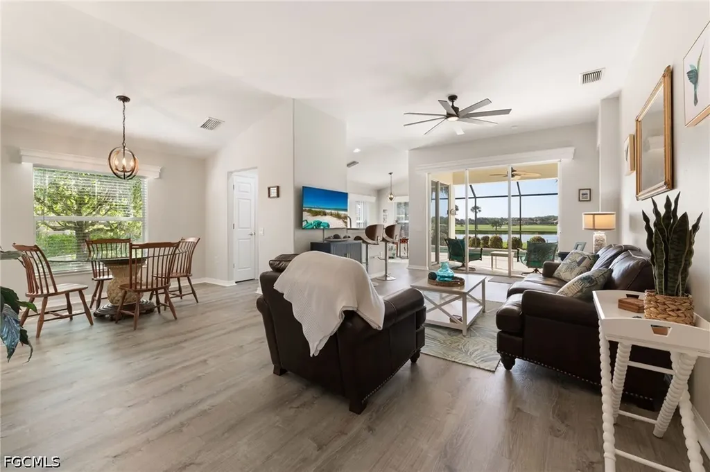 10083 Oakhurst Way Fort Myers FL 33913