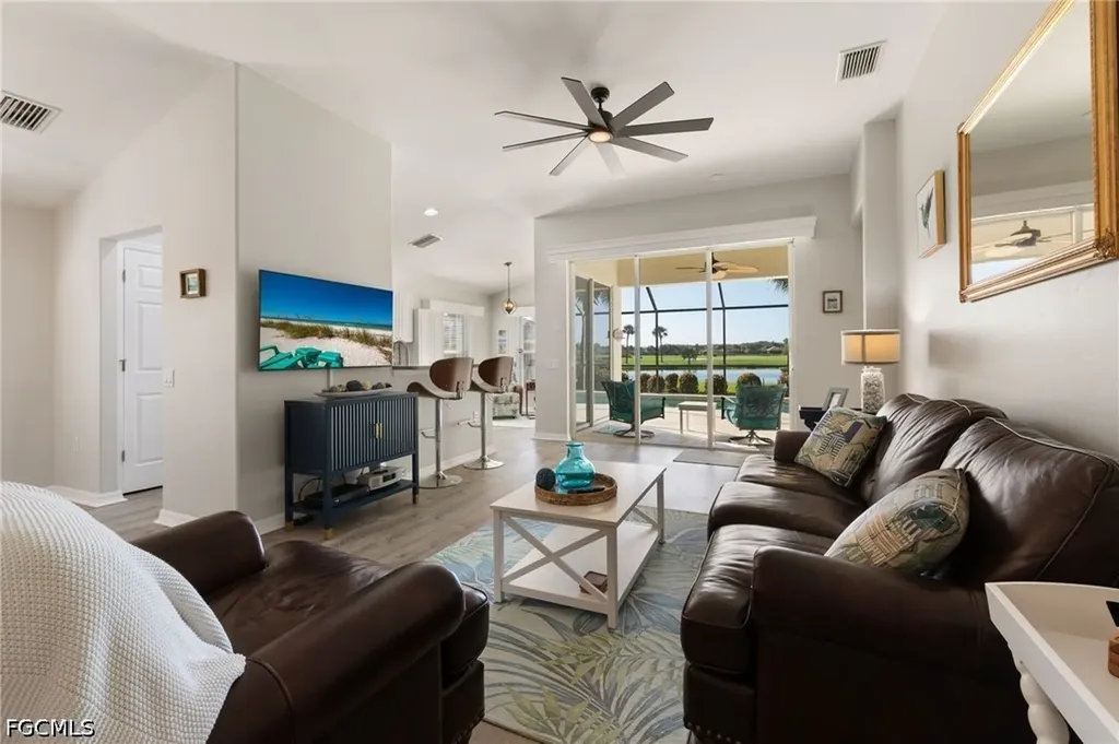 10083 Oakhurst Way Fort Myers FL 33913