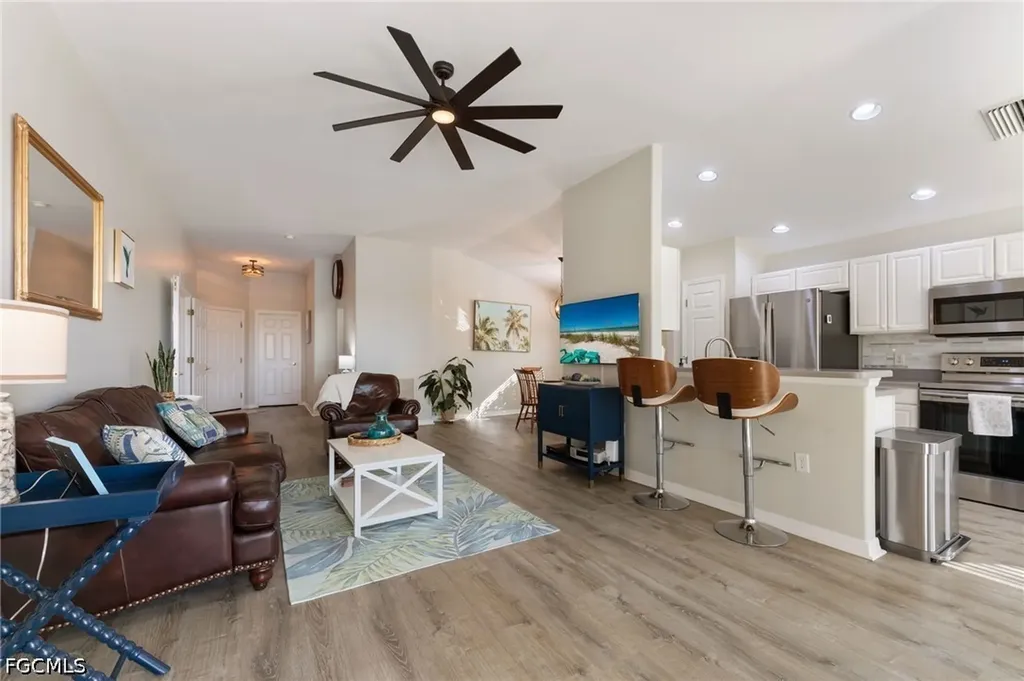 10083 Oakhurst Way Fort Myers FL 33913