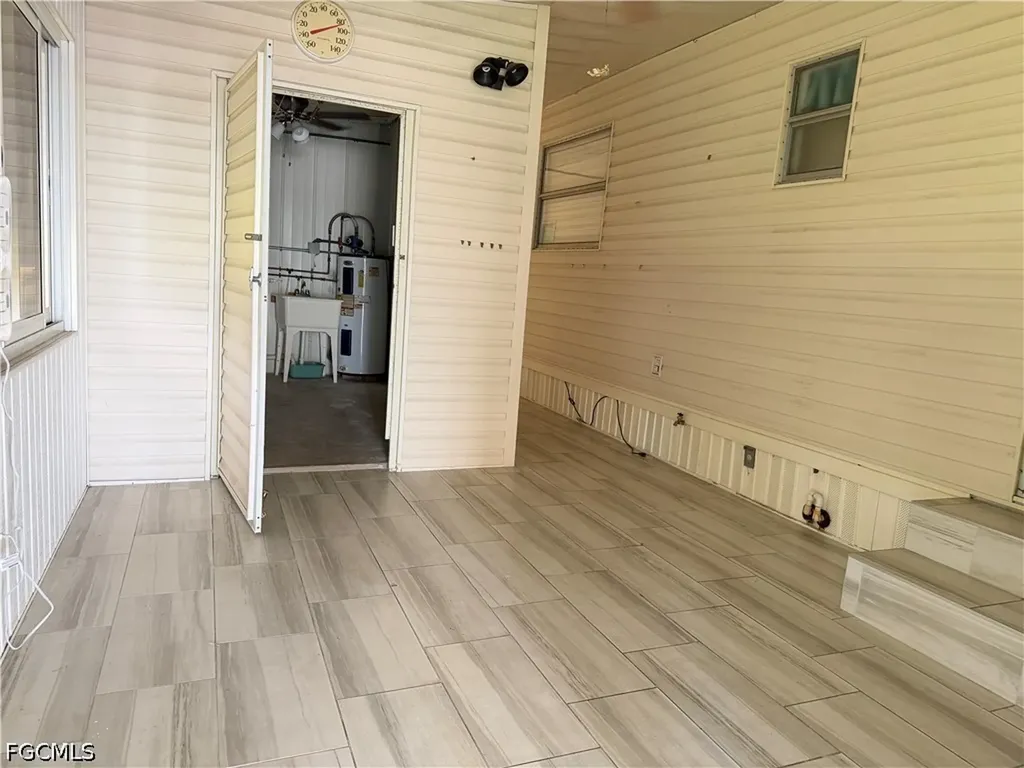250 Santa Fe Trail North Fort Myers FL 33917