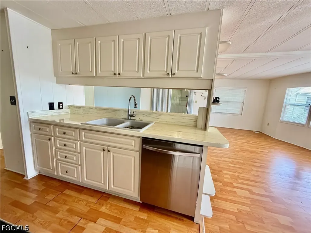 250 Santa Fe Trail North Fort Myers FL 33917