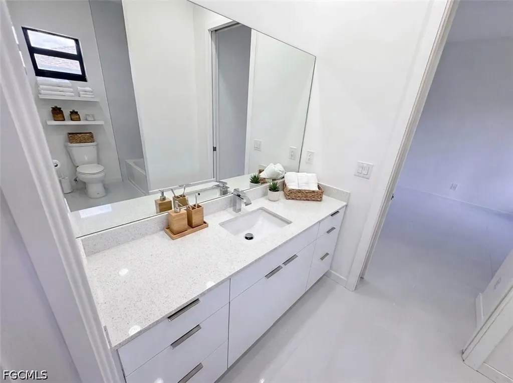 4206 NW 32nd Lane Cape Coral FL 33993