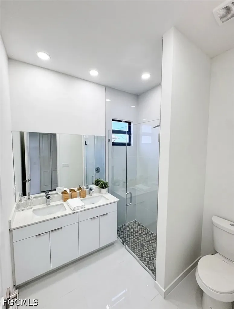 4206 NW 32nd Lane Cape Coral FL 33993