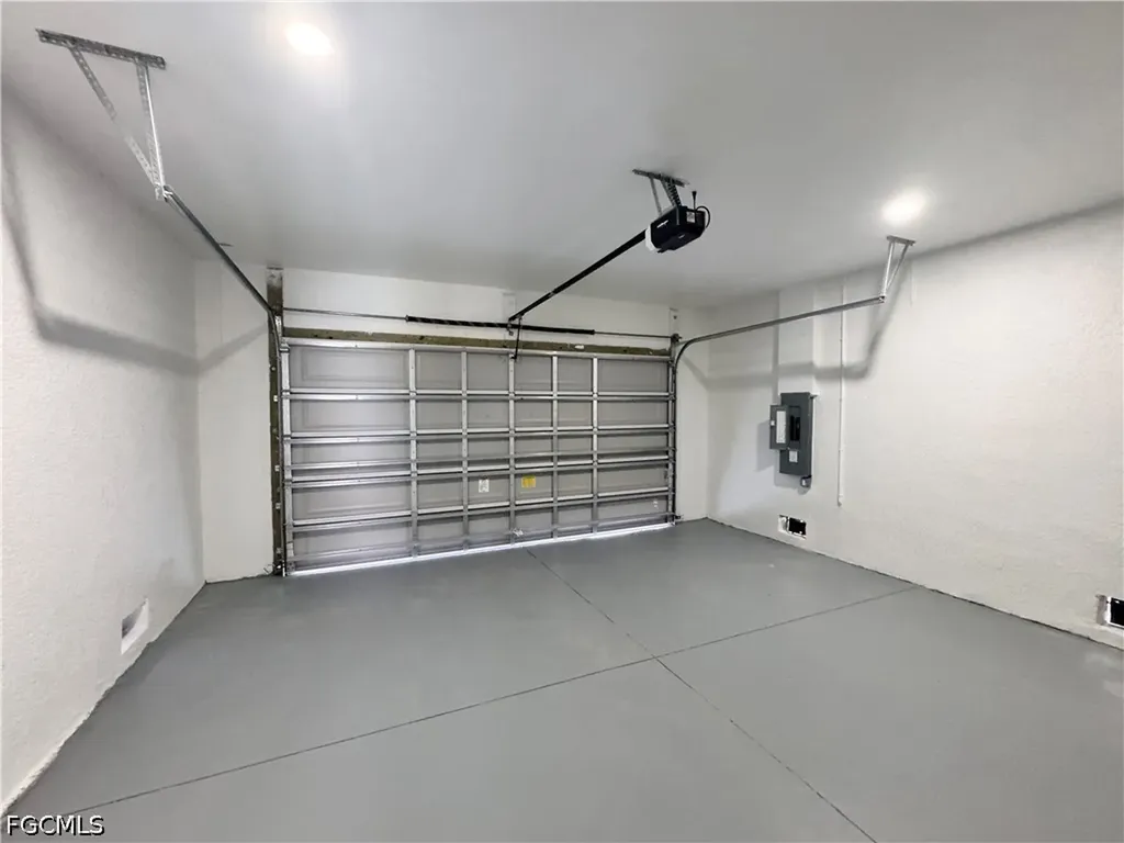 4206 NW 32nd Lane Cape Coral FL 33993