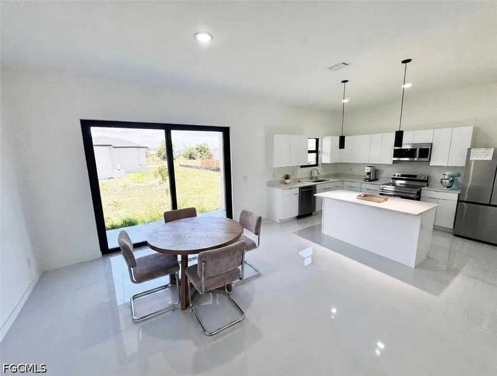 4206 NW 32nd Lane Cape Coral FL 33993