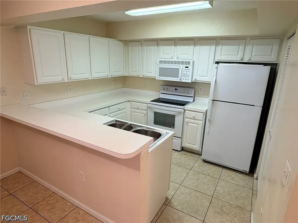 4121 Residence Drive Fort Myers FL 33901