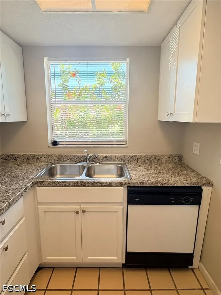 1123 SW 48th Terrace Cape Coral FL 33914