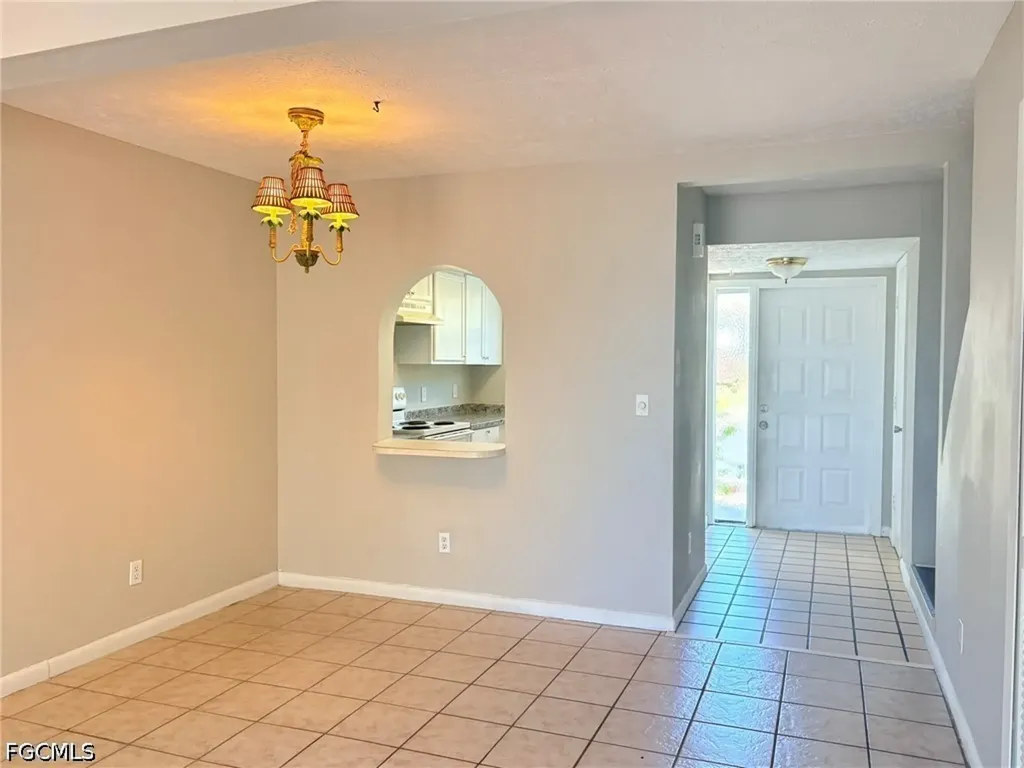 1123 SW 48th Terrace Cape Coral FL 33914