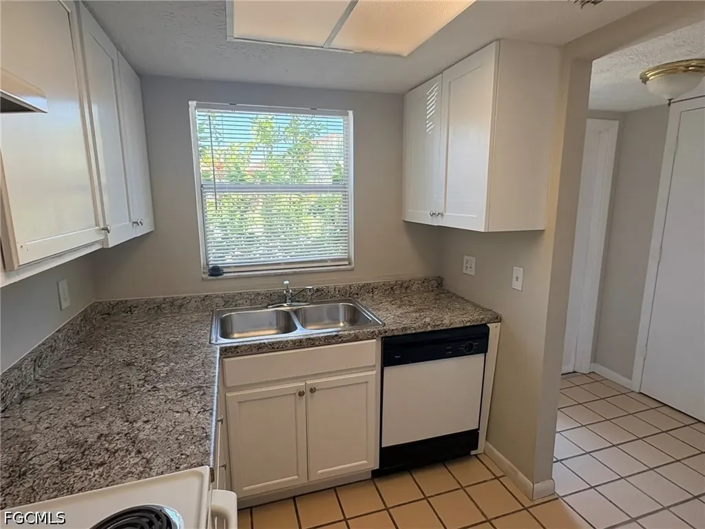 1123 SW 48th Terrace Cape Coral FL 33914
