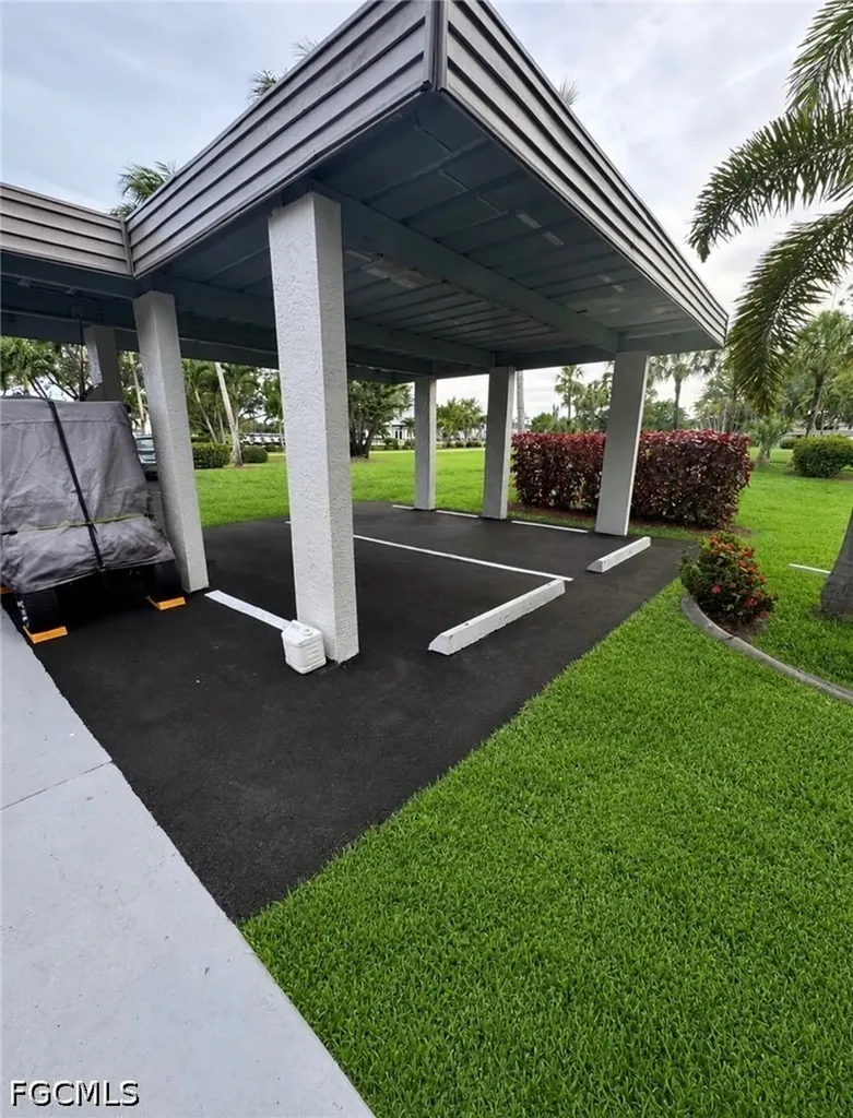 5765 Trailwinds Drive Fort Myers FL 33907