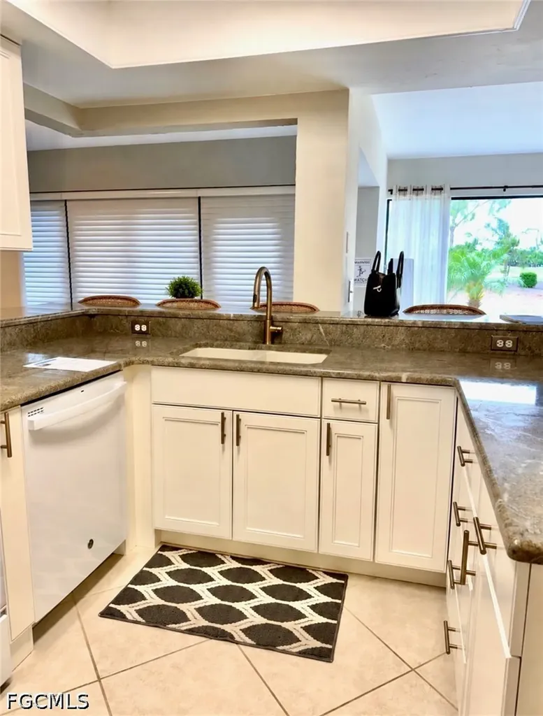 5765 Trailwinds Drive Fort Myers FL 33907
