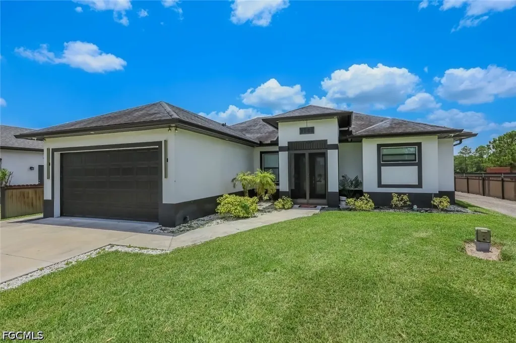 2968 41st Avenue NE Naples FL 34120