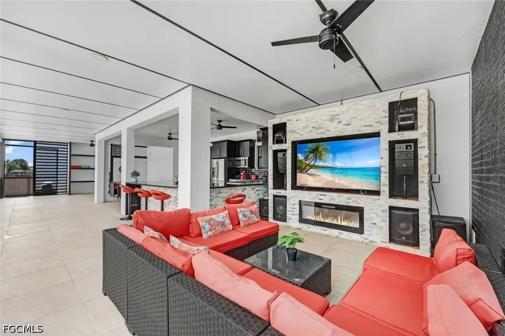 2968 41st Avenue NE Naples FL 34120
