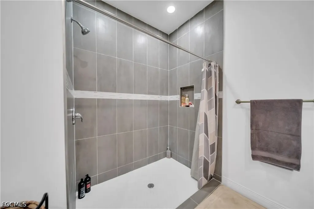 8031 Sandy Circle Labelle FL 33935