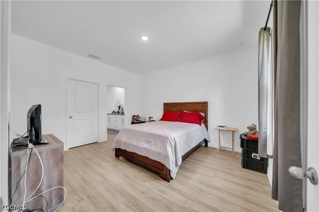 8031 Sandy Circle Labelle FL 33935