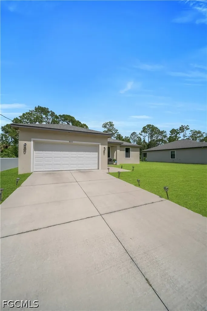 8031 Sandy Circle Labelle FL 33935