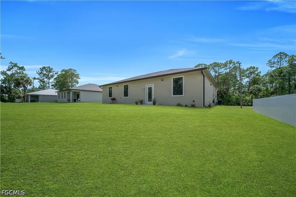 8031 Sandy Circle Labelle FL 33935