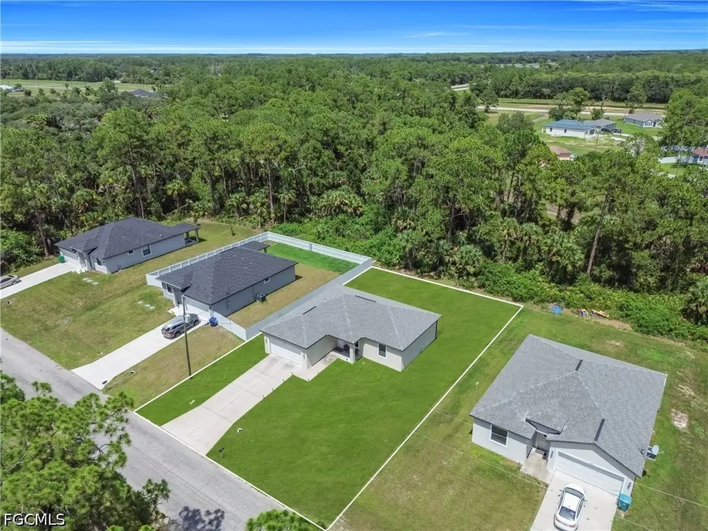 8031 Sandy Circle Labelle FL 33935