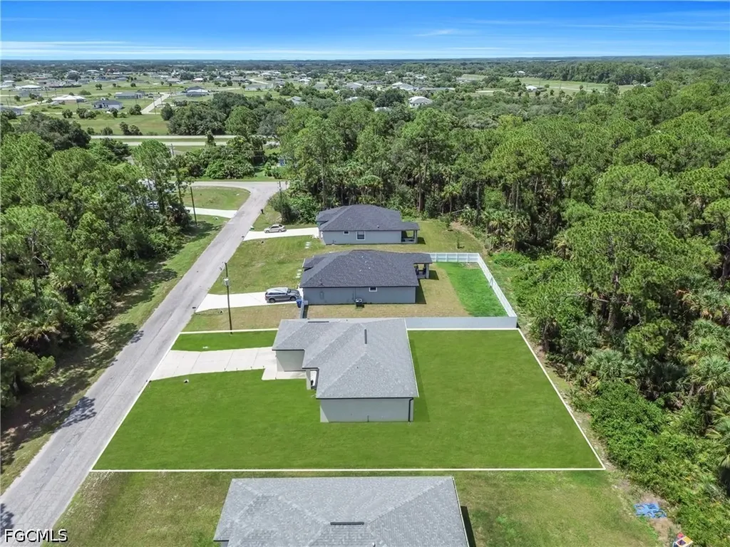 8031 Sandy Circle Labelle FL 33935