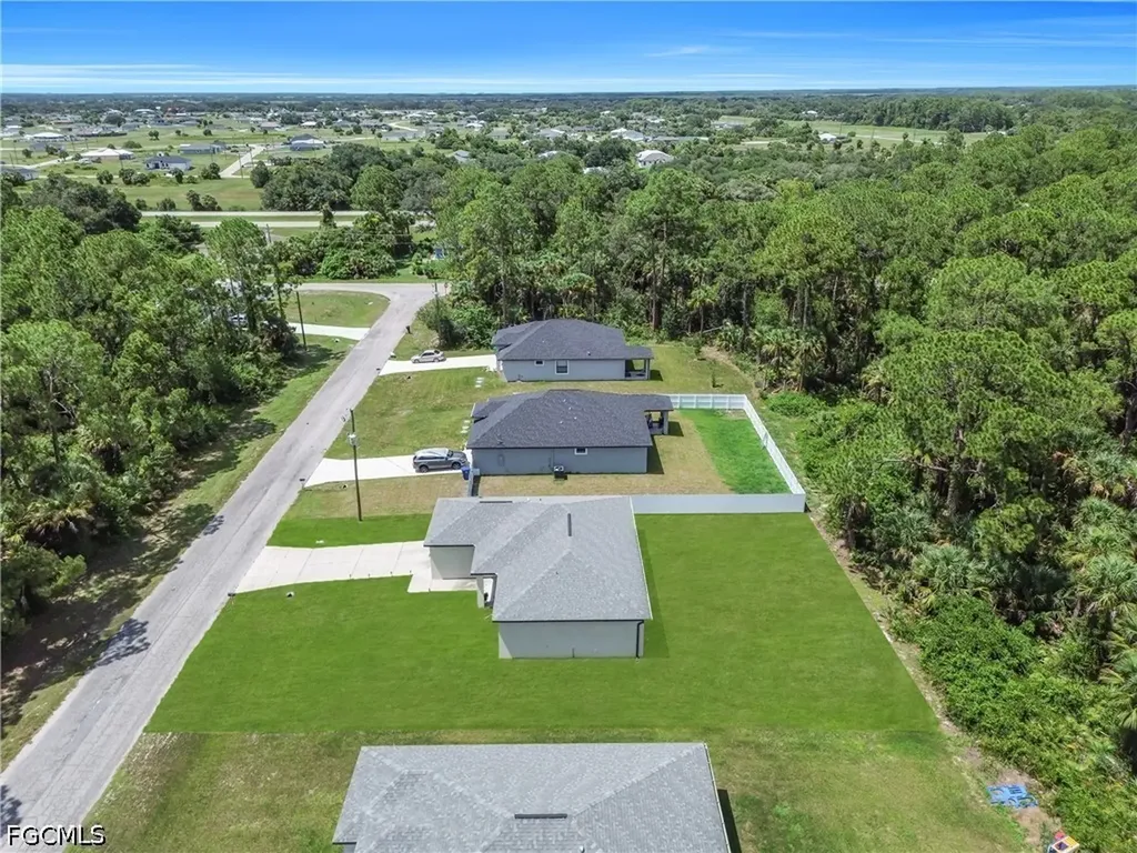 8031 Sandy Circle Labelle FL 33935