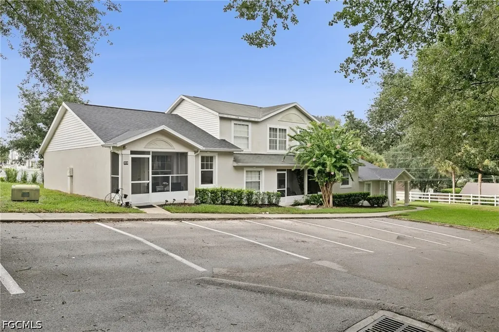 608 E Grand Highway Clermont FL 34711