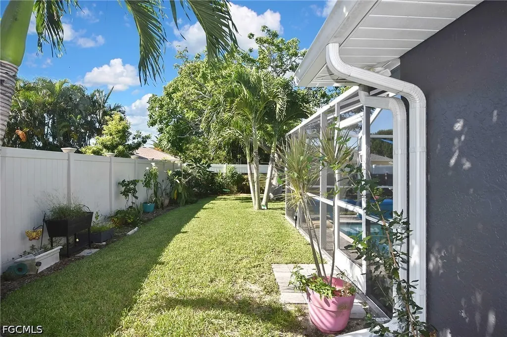 1414 SE 18th Terrace Cape Coral FL 33990