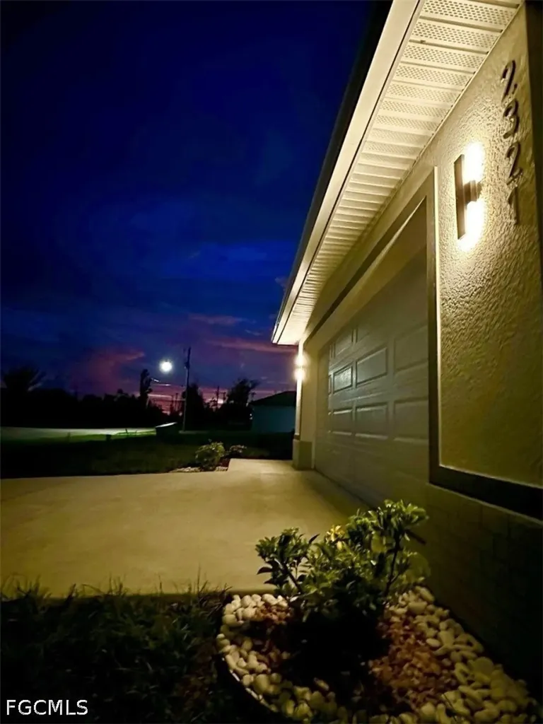 2321 NE 39th Street Cape Coral FL 33909