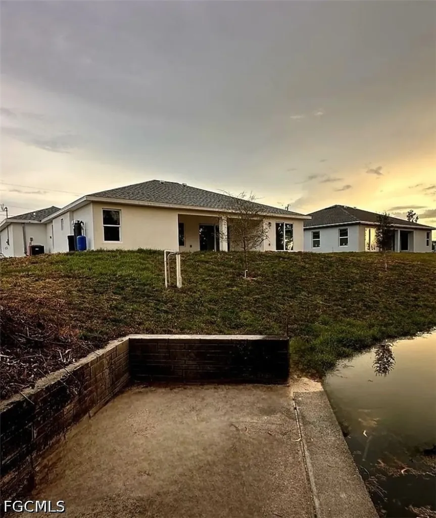 2321 NE 39th Street Cape Coral FL 33909