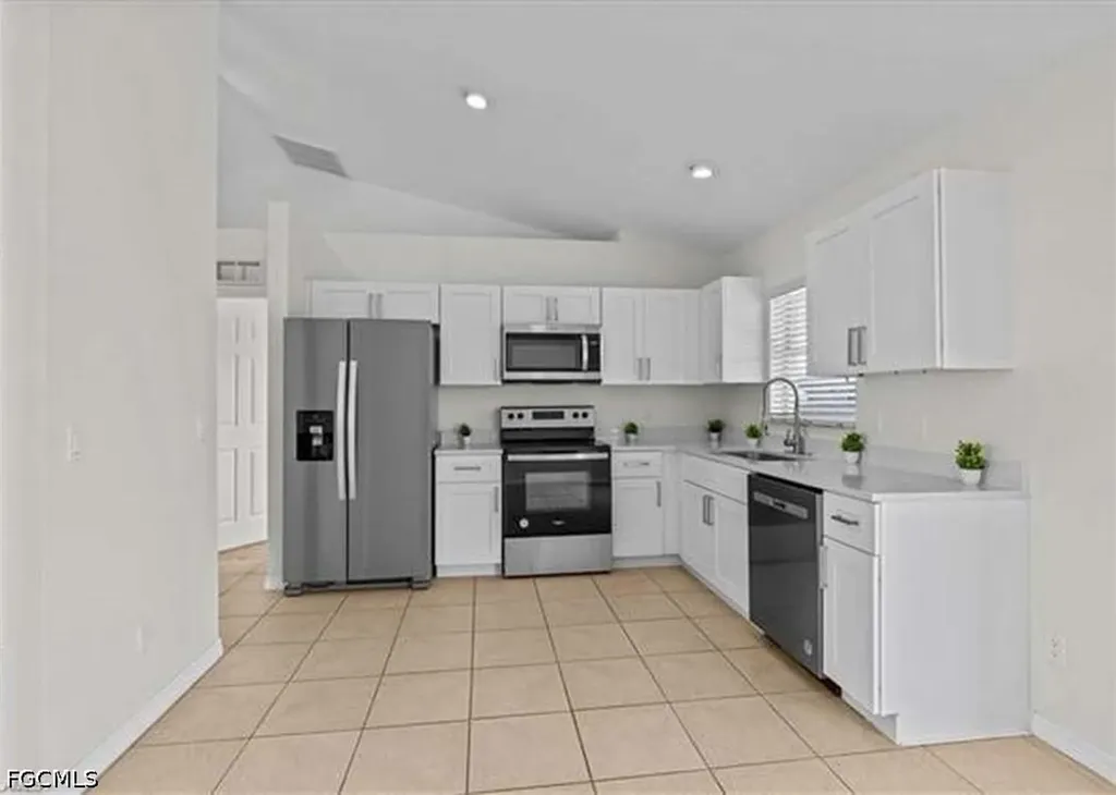 4303 26th Street SW Lehigh Acres FL 33976