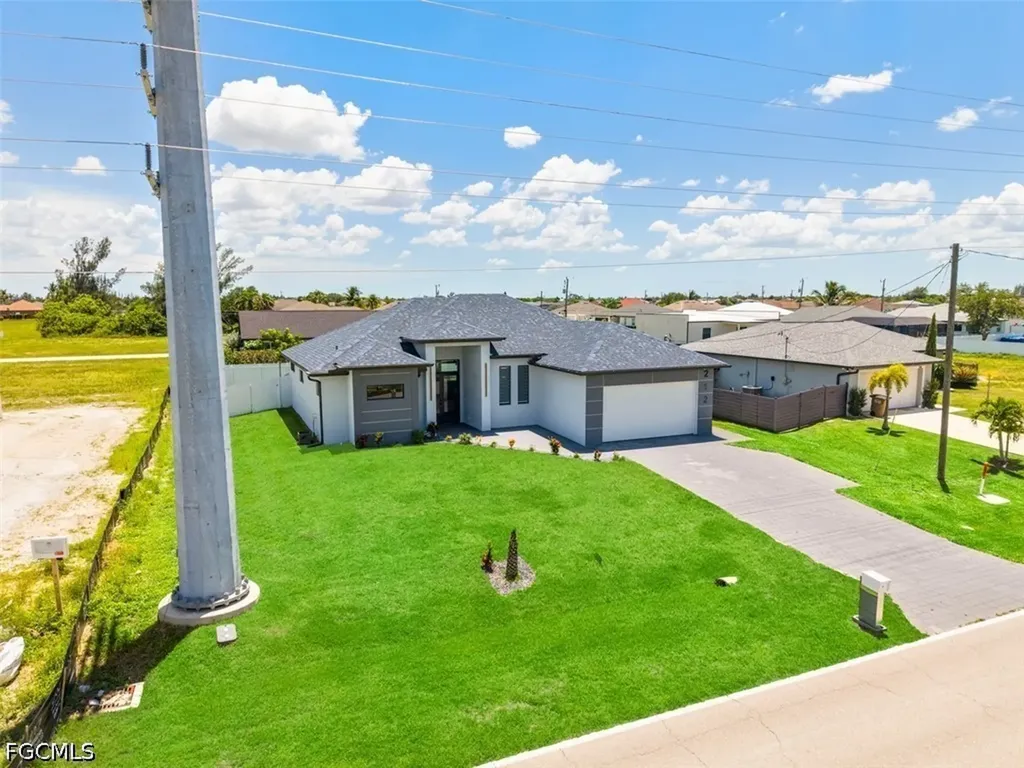 212 Kismet Parkway W Cape Coral FL 33993