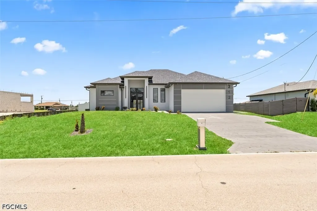 212 Kismet Parkway W Cape Coral FL 33993