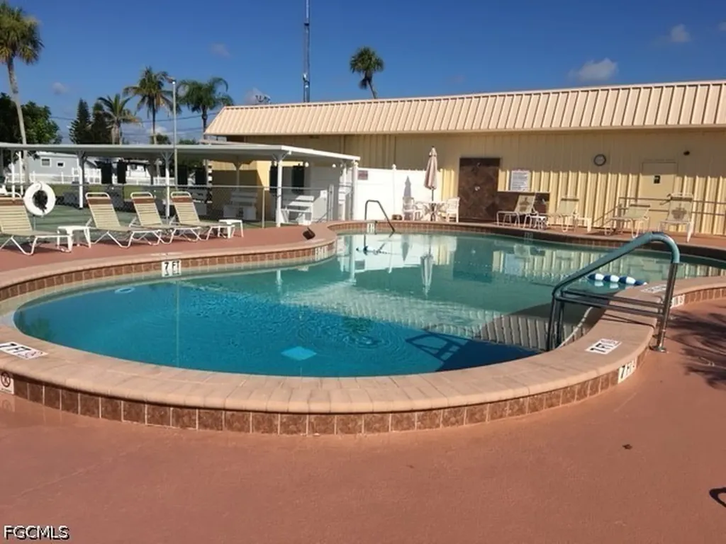 16021 Citron Way North Fort Myers FL 33903