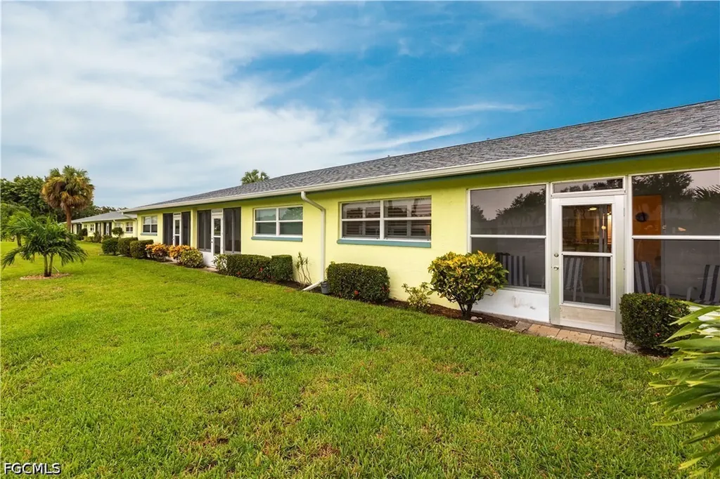 6775 Lake Mcgregor Circle Fort Myers FL 33919