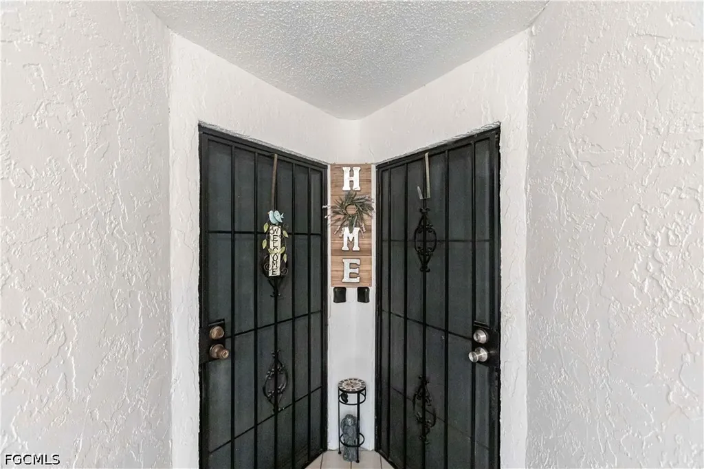 6775 Lake Mcgregor Circle Fort Myers FL 33919