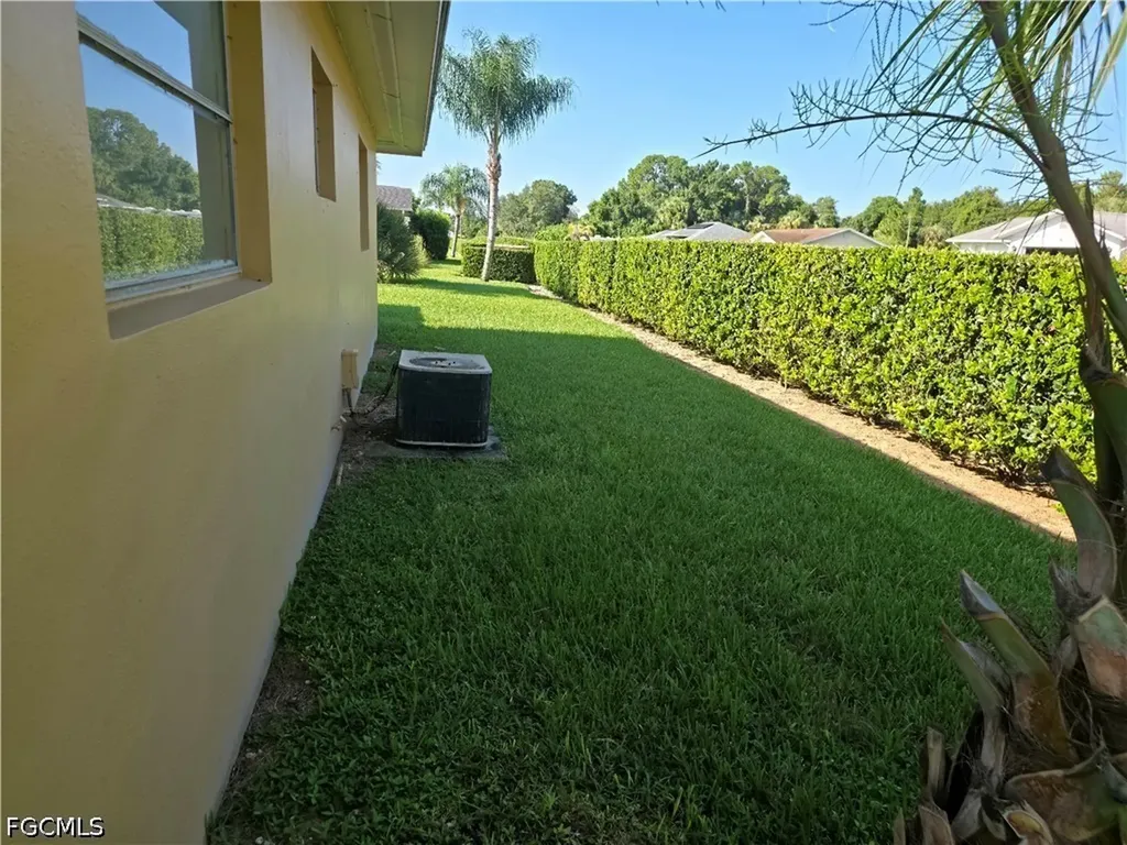 2214 E 6th Street Lehigh Acres FL 33936