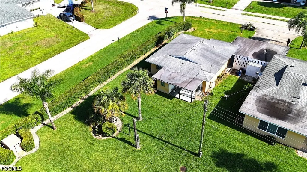 2214 E 6th Street Lehigh Acres FL 33936