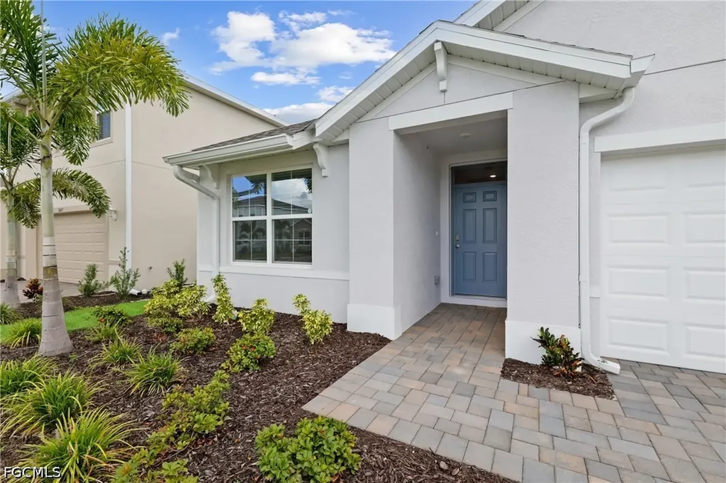 2621 Table Coral Trail North Fort Myers FL 33903