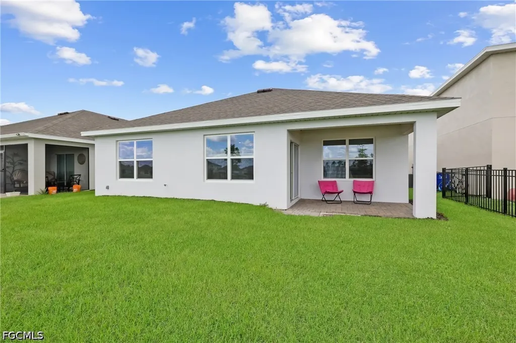 2621 Table Coral Trail North Fort Myers FL 33903