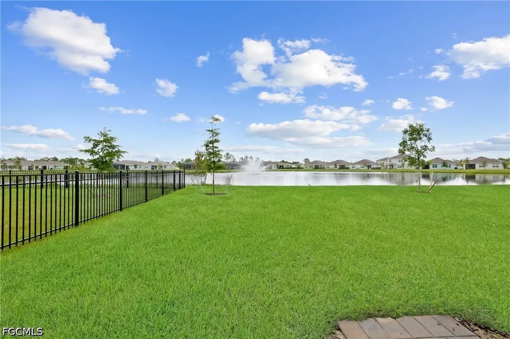 2621 Table Coral Trail North Fort Myers FL 33903