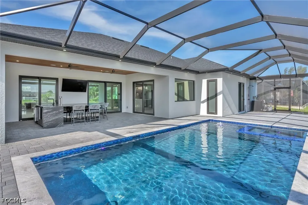 1227 SW 37th Street Cape Coral FL 33914