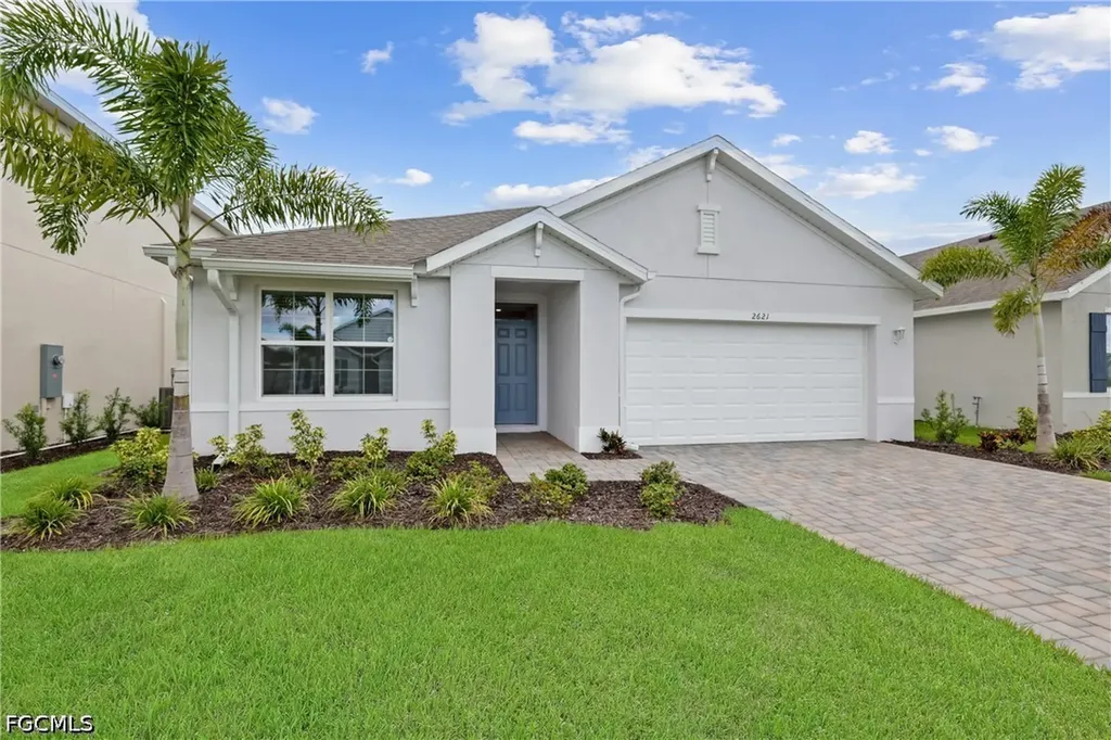 2621 Table Coral Trail North Fort Myers FL 33903