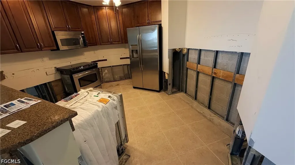 5781 Cape Harbour Drive Cape Coral FL 33914