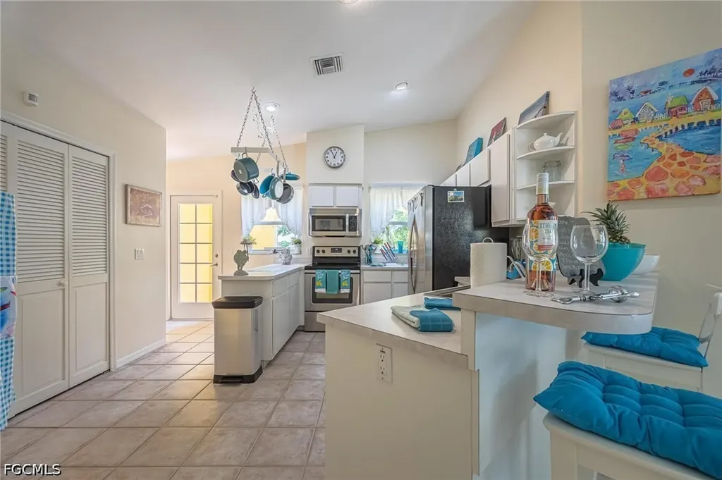 4123 SW 26th Place Cape Coral FL 33914