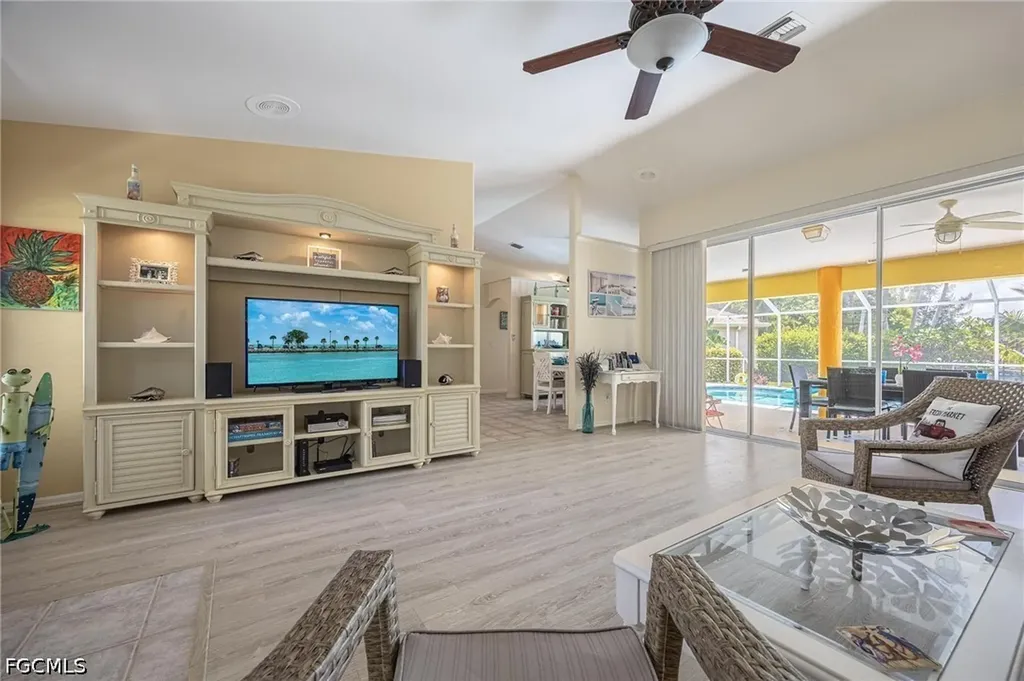 4123 SW 26th Place Cape Coral FL 33914