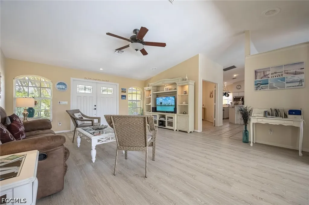 4123 SW 26th Place Cape Coral FL 33914
