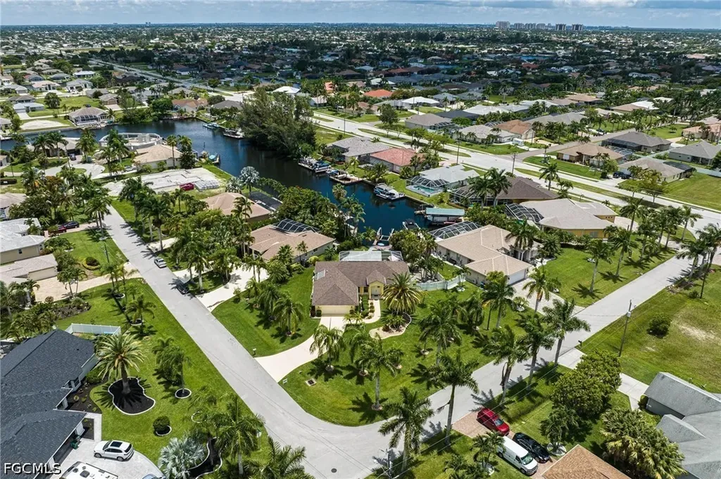 4123 SW 26th Place Cape Coral FL 33914