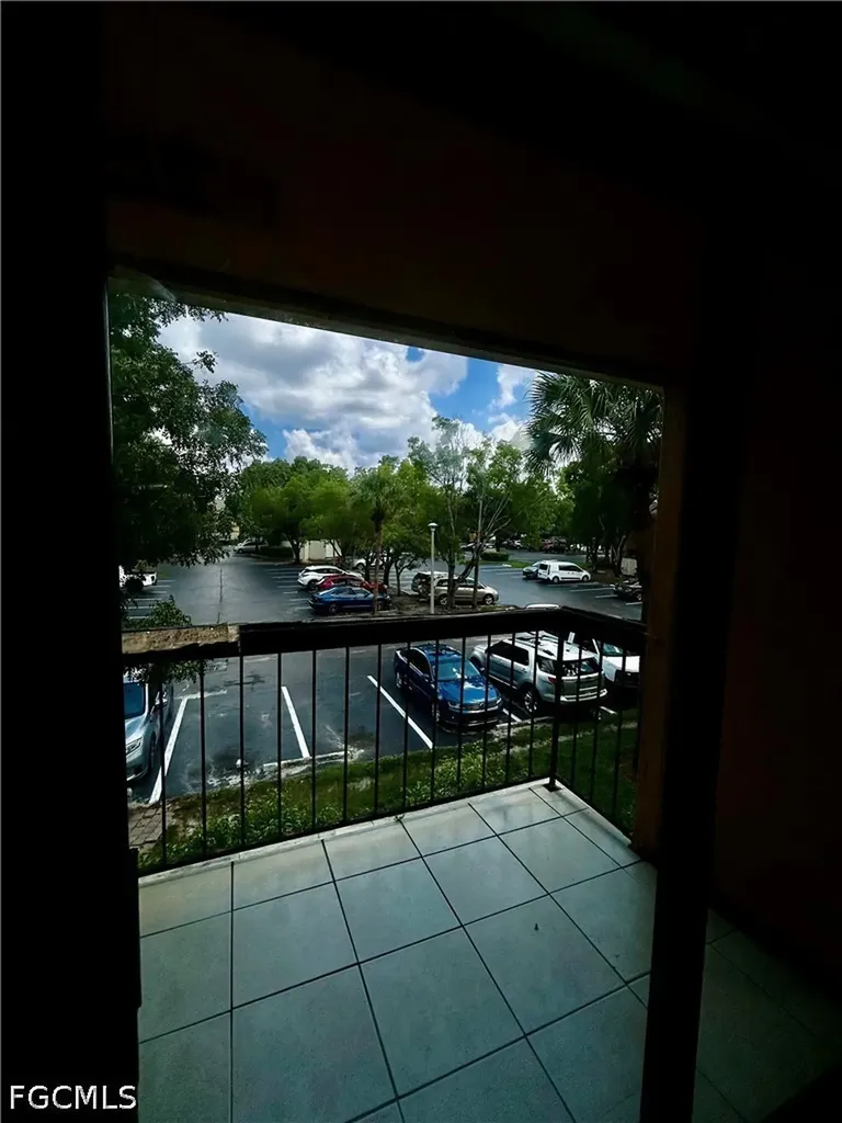 2929 Winkler Avenue Fort Myers FL 33916