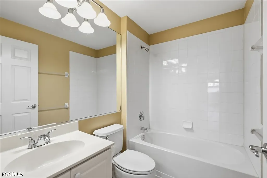 2447 Woodbourne Place Cape Coral FL 33991
