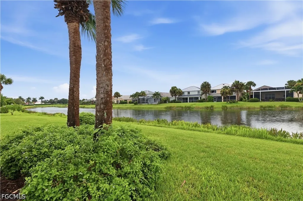 2447 Woodbourne Place Cape Coral FL 33991